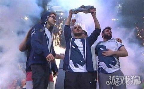 克里斯蒂亚 克里斯蒂亚